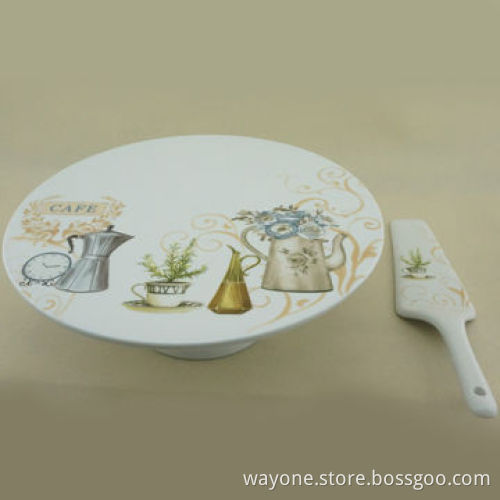 10-inch Cake Plate with Shovel, Cafe Designs